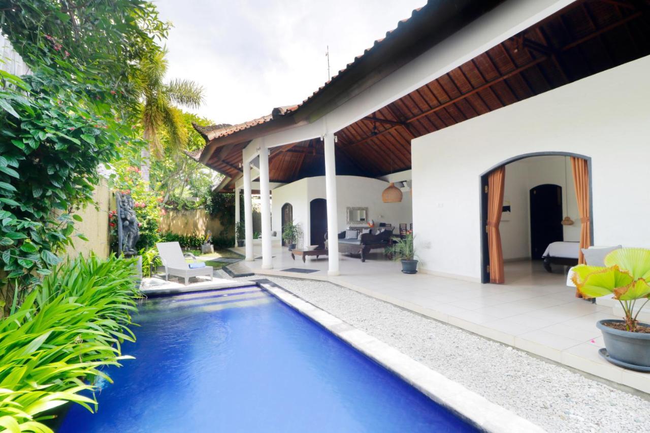 Singgah Villas Seminyak מראה חיצוני תמונה