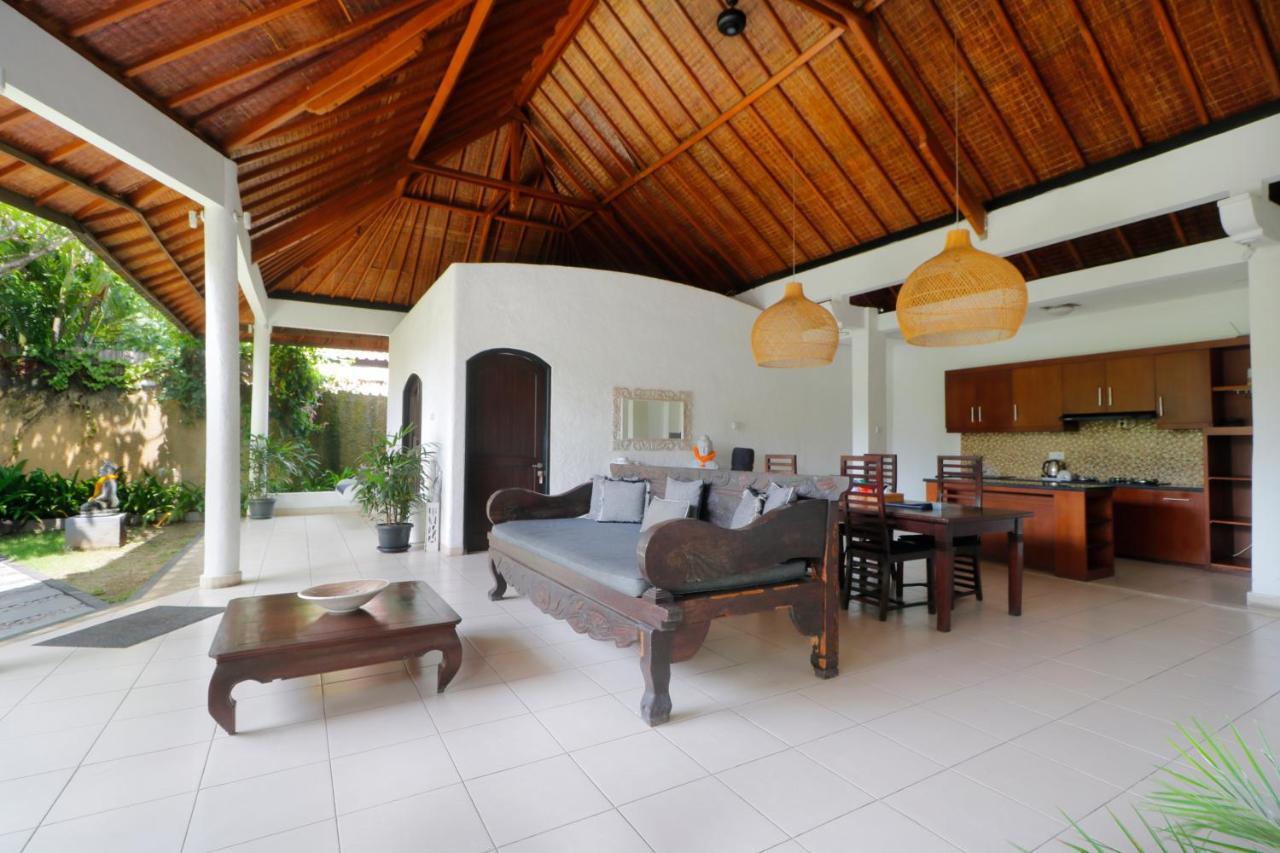 Singgah Villas Seminyak מראה חיצוני תמונה
